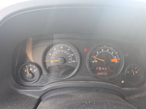 Used 2016 Jeep Patriot Sport w/ Power Value Group AWD/4WD image 4
