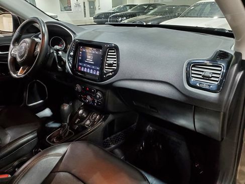 Used 2019 Jeep Compass Limited AWD/4WD image 15