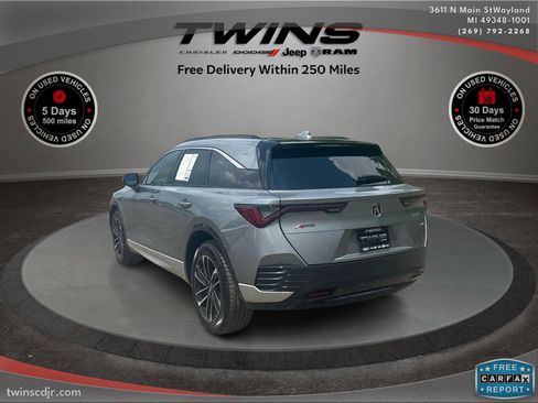 Used 2024 Acura ZDX A-Spec image 6