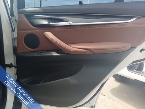 Used 2018 BMW X5 sDrive35i RWD image 12