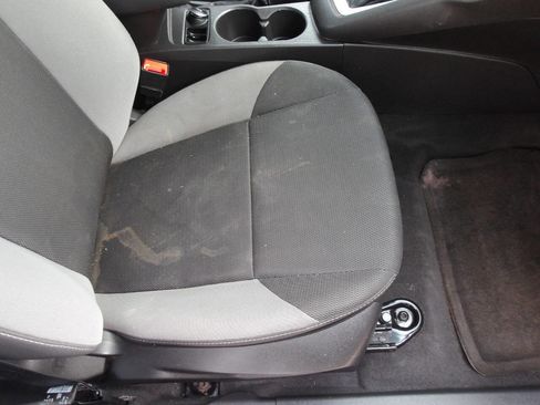 Used 2013 Ford Focus SE image 18