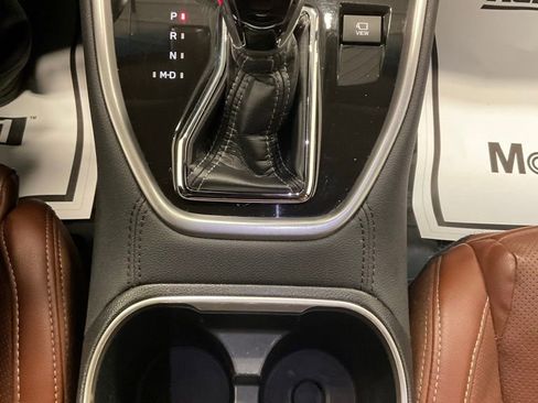 Used 2022 Subaru Outback Touring image 23