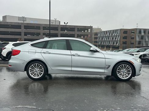 Used 2015 BMW 328i Gran Turismo xDrive image 11