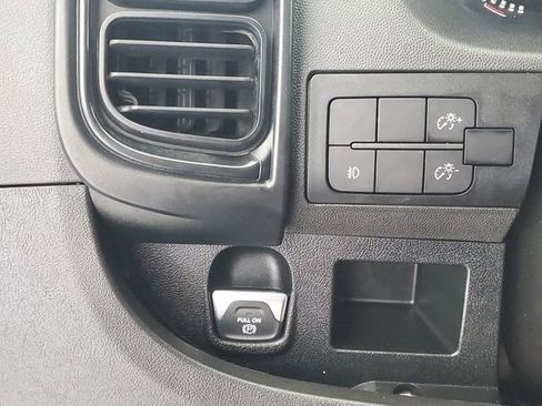 Used 2025 RAM ProMaster 2500 w/ Convenience Group FWD image 26