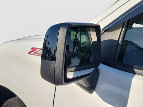 Used 2022 Chevrolet Silverado 1500 RST AWD/4WD image 9