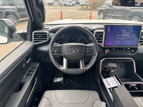 New 2026 Toyota Tundra SR5 AWD/4WD image 12