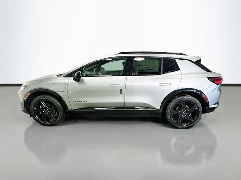 New 2026 Chevrolet Equinox EV RS FWD image 5