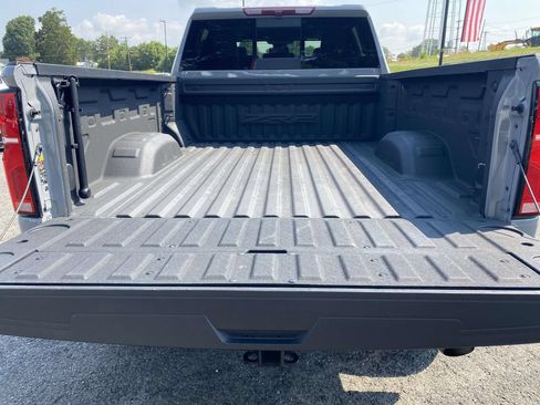 Used 2024 Chevrolet Silverado 2500 ZR2 w/ ZR2 Bison Edition AWD/4WD image 9