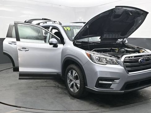 Used 2019 Subaru Ascent Premium AWD/4WD image 37