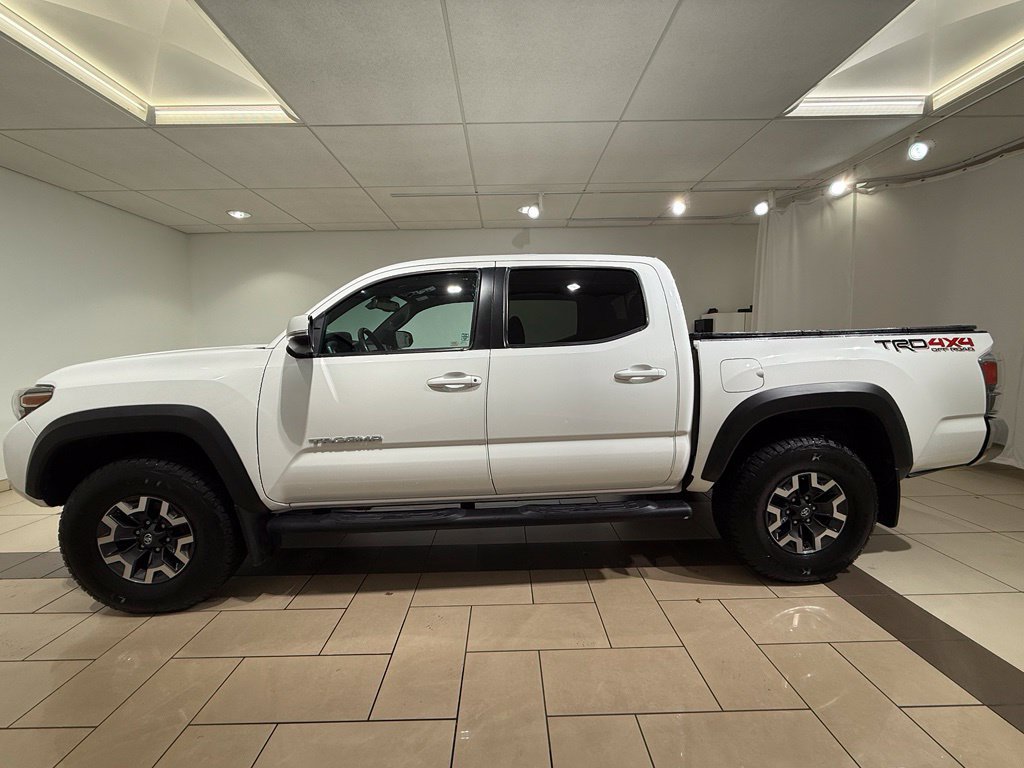 Used 2021 Toyota Tacoma TRD Off-Road AWD/4WD image 2