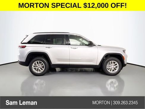 New 2025 Jeep Grand Cherokee Laredo X image 8