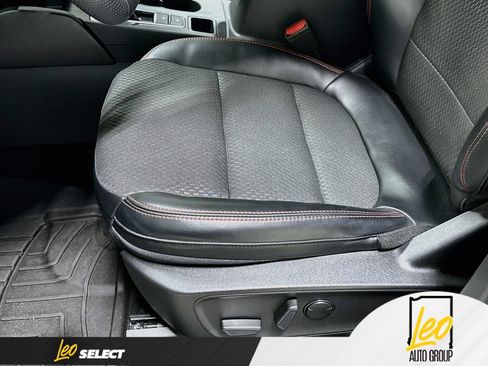 Used 2023 Ford Escape ST-Line w/ Tech Pack #1 AWD/4WD image 22