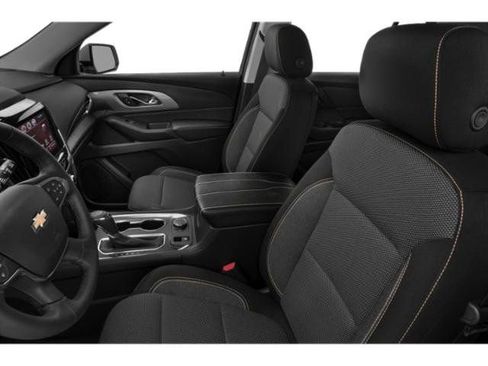 Used 2019 Chevrolet Traverse LT w/ LPO, Floor Liner Package FWD image 13