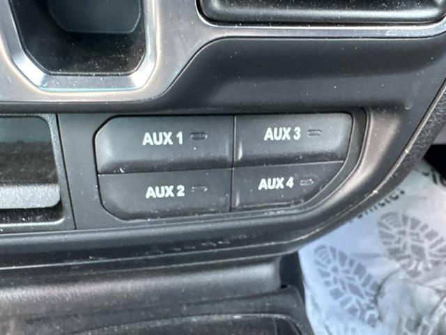 Used 2019 Jeep Wrangler Unlimited Sahara w/ Quick Order Package 24M Moab AWD/4WD image 19