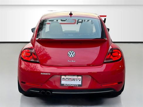 Used 2019 Volkswagen Beetle 2.0T SE image 6