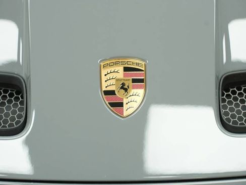 Used 2026 Porsche 911 GT3 RWD image 28