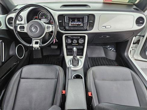 Used 2018 Volkswagen Beetle 2.0T S image 15