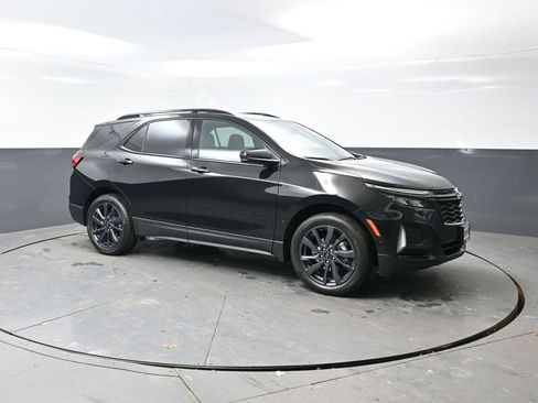 Used 2024 Chevrolet Equinox RS image 5