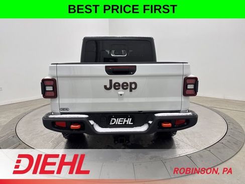 New 2026 Jeep Gladiator Mojave image 6