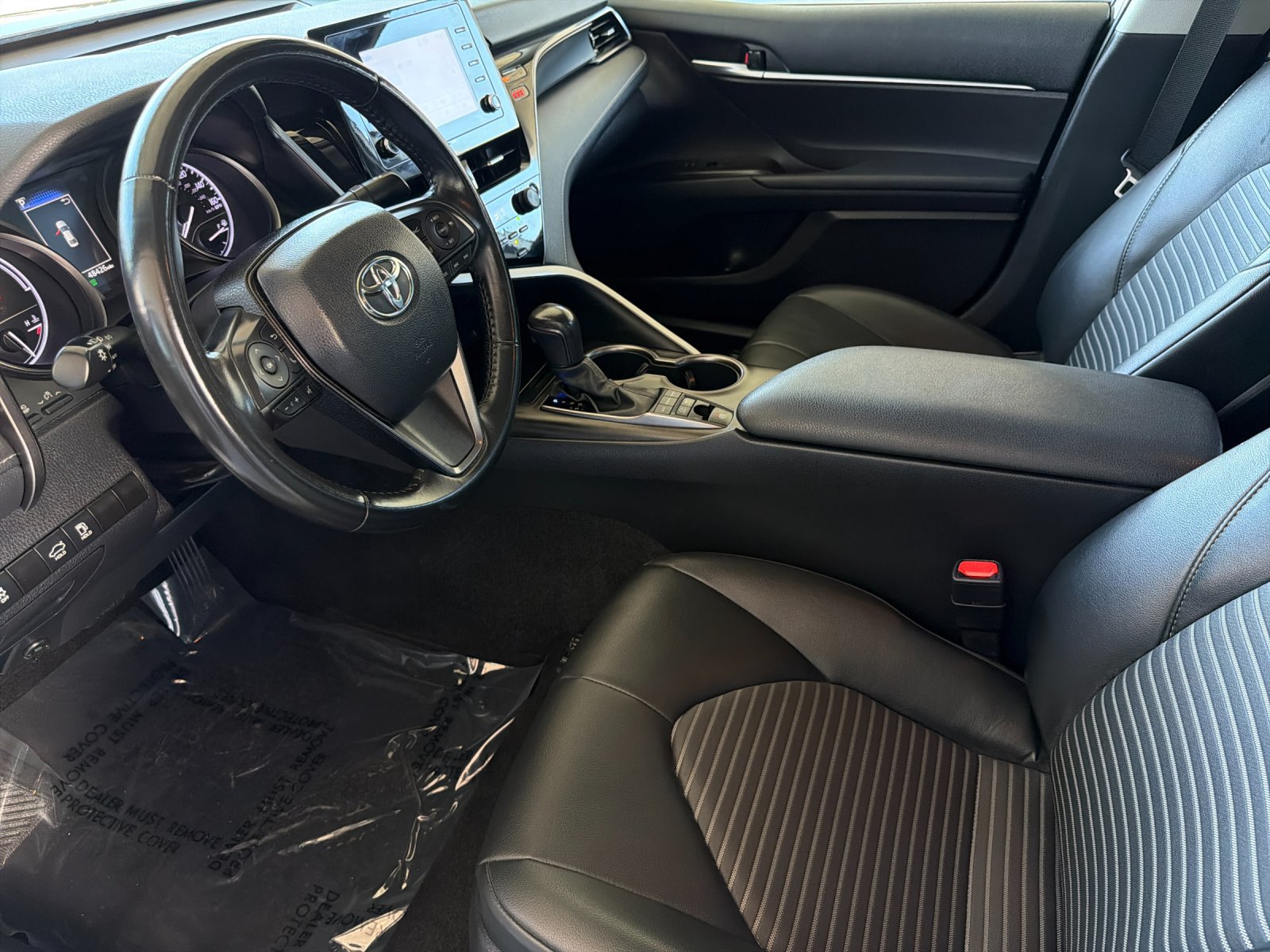 Used 2024 Toyota Camry SE FWD image 9