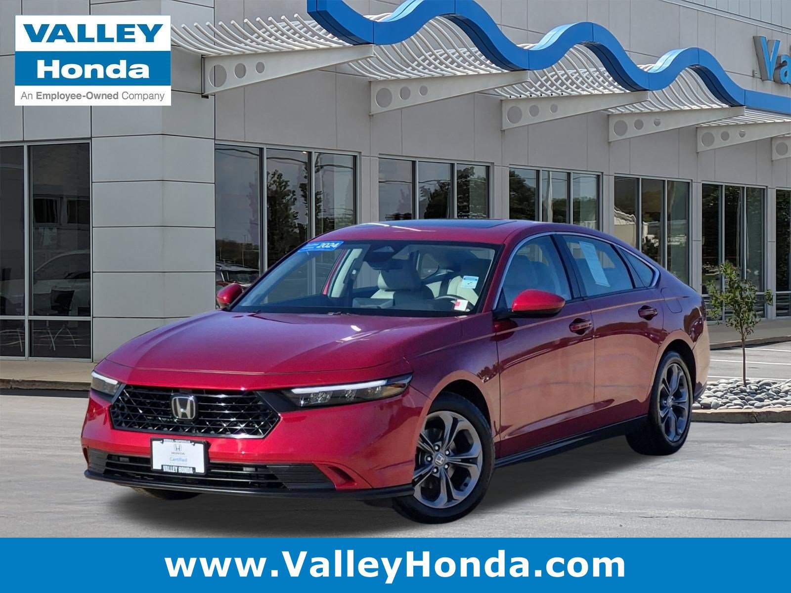 Used 2024 Honda Accord EX image 1