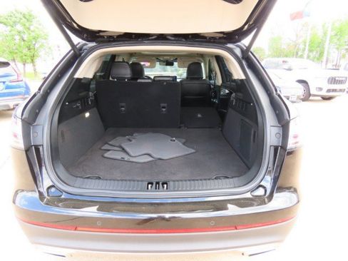 Certified 2023 Lincoln Nautilus Reserve w/ Equipment Group 202A image 12