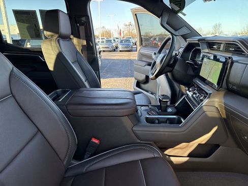 Certified 2025 GMC Sierra 1500 Denali w/ Denali Reserve Package image 13