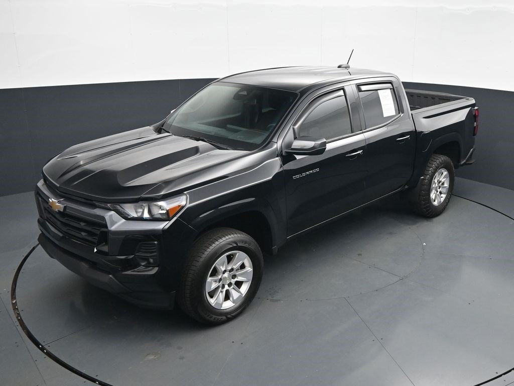 Used 2024 Chevrolet Colorado LT w/ LT Convenience Package RWD image 18