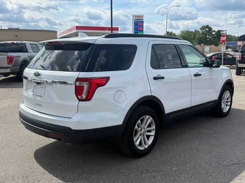 Used 2017 Ford Explorer FWD image 5