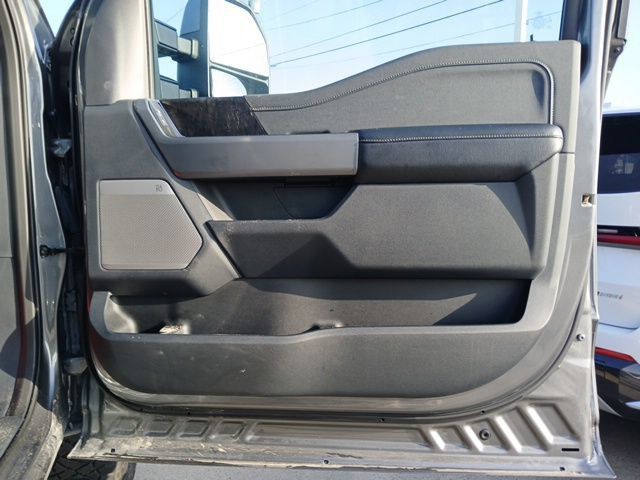 Used 2023 Ford F250 Lariat w/ Sport Appearance Package AWD/4WD image 16