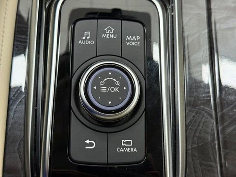 Used 2023 INFINITI QX80 Luxe w/ All-Season Package image 21