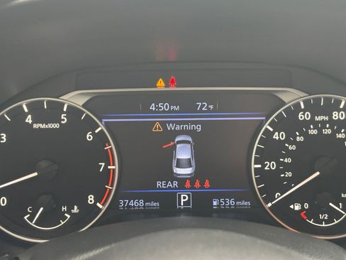 Used 2025 Nissan Altima 2.5 SV image 40