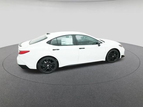 New 2026 Toyota Camry Hybrid image 10