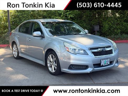 Used 2013 Subaru Legacy 2.5i Premium AWD/4WD image 1