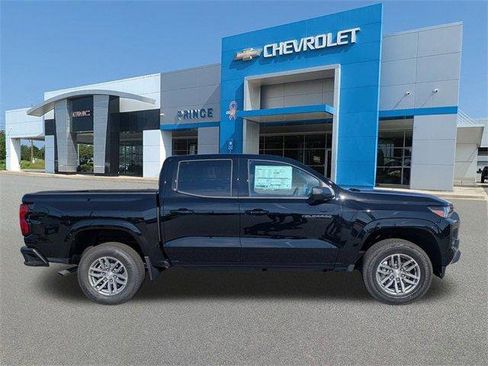 New 2026 Chevrolet Colorado LT image 3