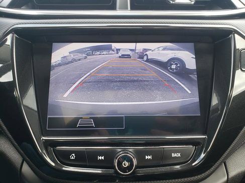 Used 2021 Chevrolet TrailBlazer LT w/ Sun and Liftgate Package AWD/4WD image 23