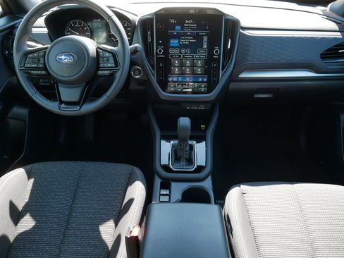 Certified 2025 Subaru Forester Premium AWD/4WD image 10