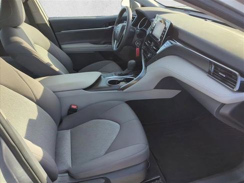 Used 2022 Toyota Camry LE FWD image 25