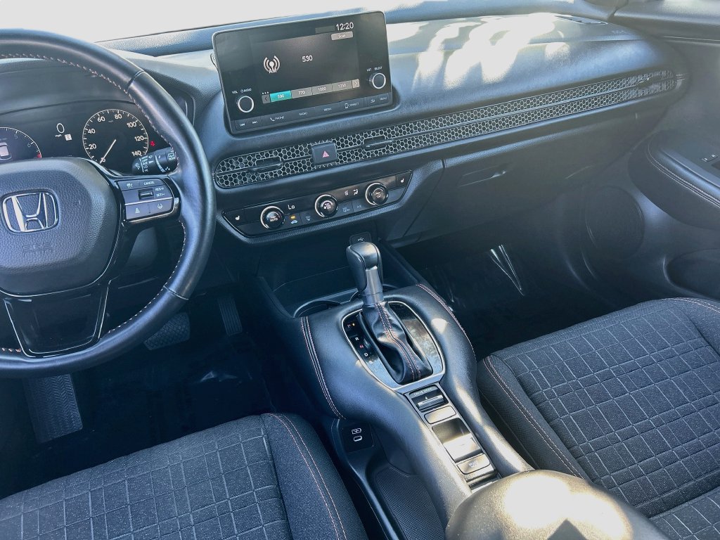 Certified 2025 Honda HR-V Sport image 22