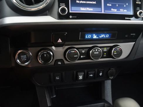Used 2023 Toyota Tacoma TRD Off-Road AWD/4WD image 11