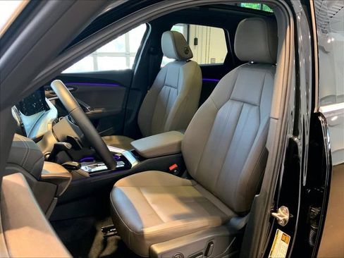 Certified 2025 Audi Q5 Premium w/ Convenience Package AWD/4WD image 5
