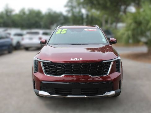 Certified 2025 Kia Sorento S FWD image 16