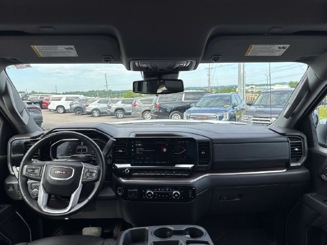 Used 2025 GMC Sierra 1500 SLT AWD/4WD image 21