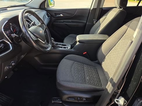 Used 2022 Chevrolet Equinox LT FWD image 16
