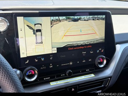 New 2026 Lexus TX 500h AWD image 18