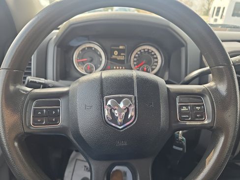 Used 2018 RAM 3500 Tradesman w/ Power & Remote Entry Group RWD image 20