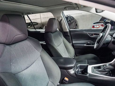 Certified 2025 Toyota RAV4 XLE w/ Convenience Package image 19