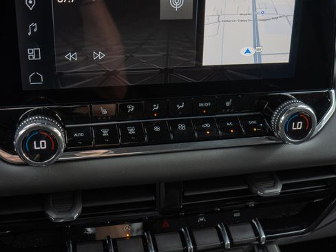 New 2026 GMC Canyon Elevation w/ Convenience Package image 14