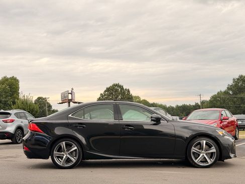 Used 2018 Lexus IS 300 w/ Comfort Package RWD image 14