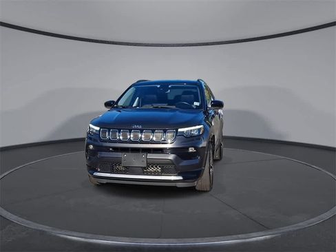 Used 2022 Jeep Compass Limited w/ Elite Group image 3